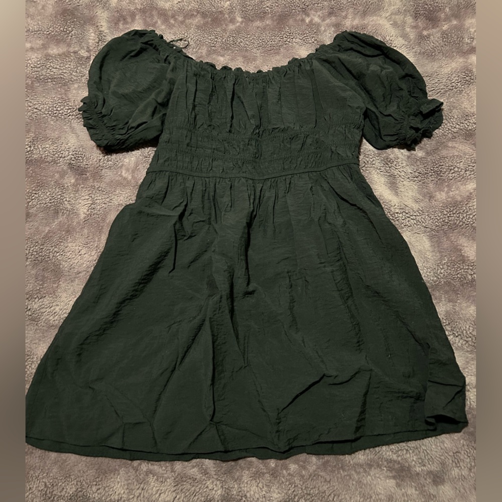 H&M Forest Green Off-Shoulder Mini Dress